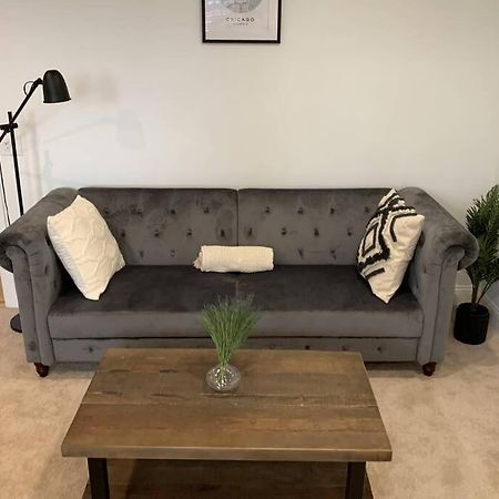 Studio Flat In The Heart Of Downtown ชิคาโก ภายนอก รูปภาพ