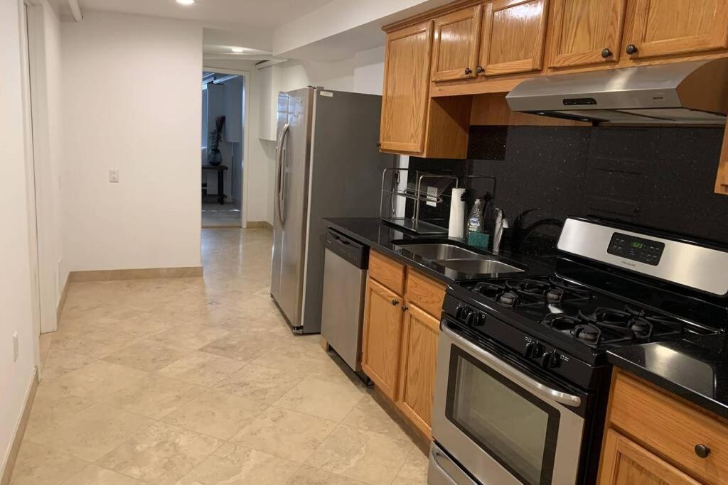 Studio Flat In The Heart Of Downtown ชิคาโก ภายนอก รูปภาพ